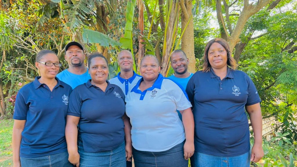 cleaning and maintenance staff security